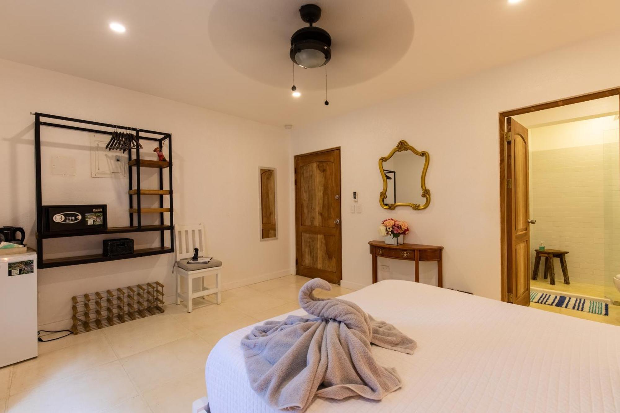 Casa Vitality Bed And Breakfast - Playa Guiones, Nosara - 4 Minute Walk To The Beach ภายนอก รูปภาพ